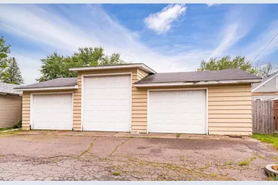2206 Hammond Ave, Superior, WI 54880 - Photo 30