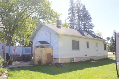 1731 E 8th St, Superior, WI 54880 - Photo 4