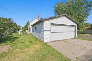 2018 E 6th St, Superior, WI 54880 - Photo 4
