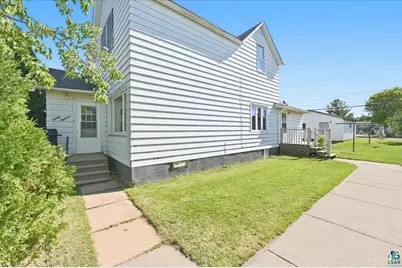 2018 E 6th St, Superior, WI 54880 - Photo 2