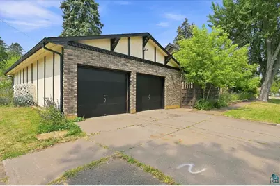 1302 N 21st St, Superior, WI 54880 - Photo 24
