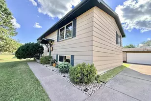 3103 Hughitt Ave, Superior, WI 54880 - Photo 4