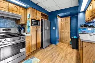 917 N 21st St, Superior, WI 54880 - Photo 8