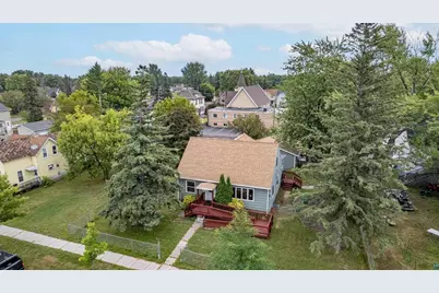 5822 Ogden Ave, Superior, WI 54880 - Photo 2