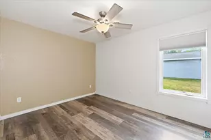5729 Oakes Ave, Superior, WI 54880 - Photo 10