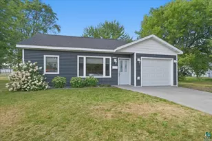 5729 Oakes Ave, Superior, WI 54880 - Photo 2