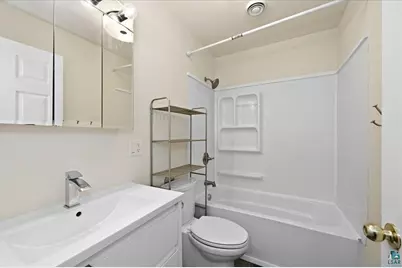 5729 Oakes Ave, Superior, WI 54880 - Photo 12