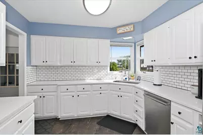 1627 Missouri Ave, Superior, WI 54880 - Photo 14