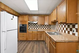 1215 Harrison St, Superior, WI 54880 - Photo 2