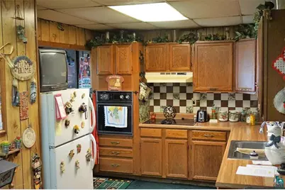 1215 Harrison St, Superior, WI 54880 - Photo 2