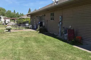3020 E 8th St, Superior, WI 54880 - Photo 12