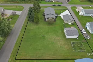 2203 E 14th St, Superior, WI 54880 - Photo 4
