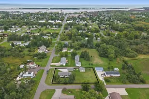 2203 E 14th St, Superior, WI 54880 - Photo 6