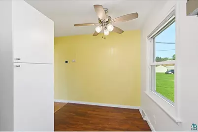 1619 E 4th St, Superior, WI 54880 - Photo 8
