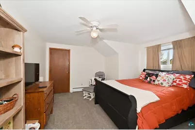 5426 Hammond Ave, Superior, WI 54880 - Photo 8
