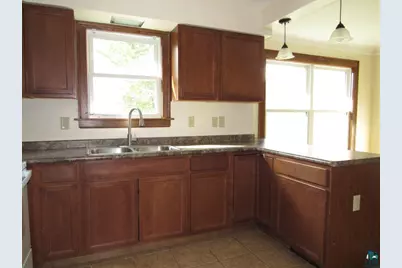 3520 N 21st St, Superior, WI 54880 - Photo 6