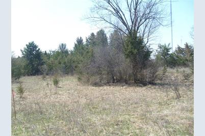 1909 Mitchell Avenue, Eau Claire, WI 54701 - Photo 1