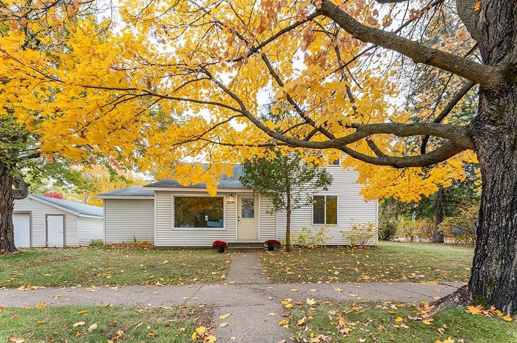 50550 East St, Osseo, WI 54758