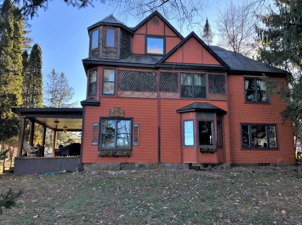 548 N Lk Ave, Worcester, WI 54555