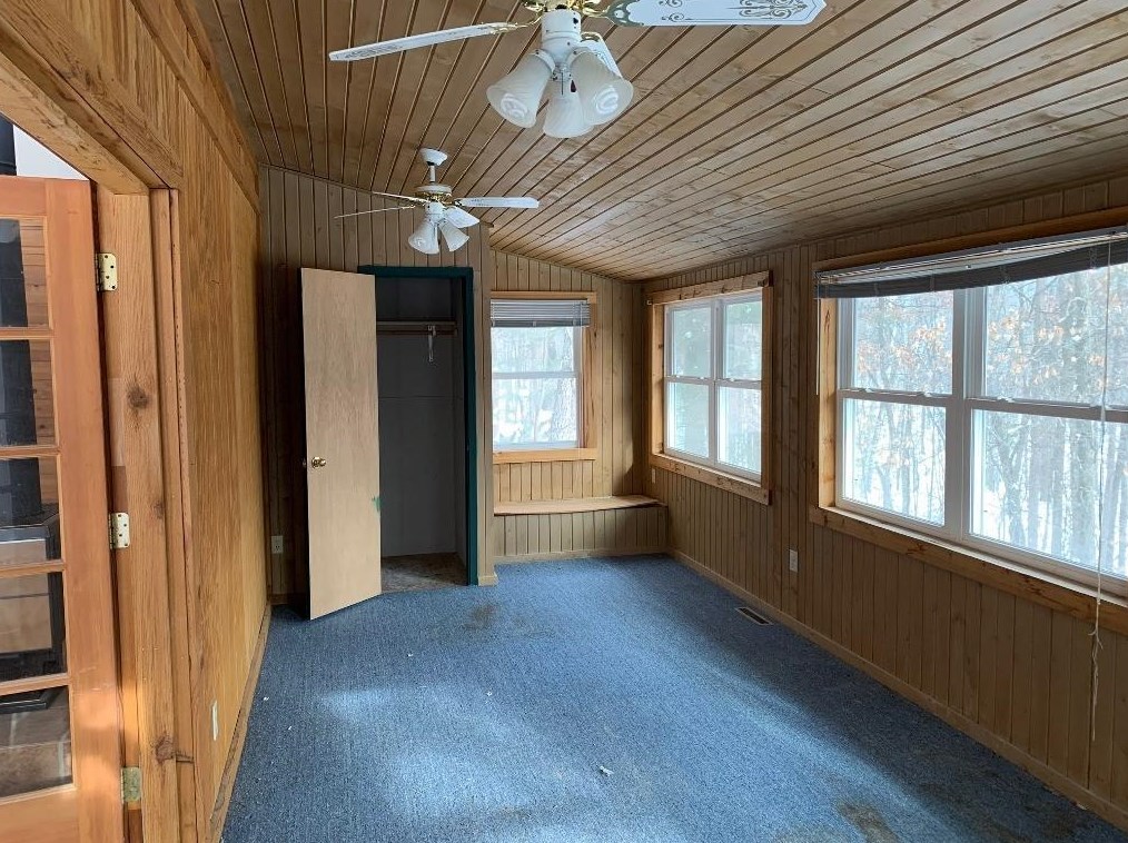 28667 Chalet Rd, Yellow Lake, WI 54830