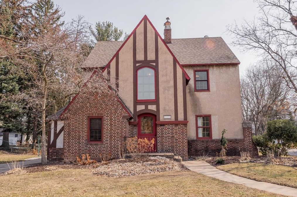1425 Park Ave, Eau Claire, WI 54701