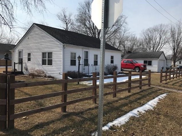 3403 Laurel Ave, Altoona, WI 54720-1034