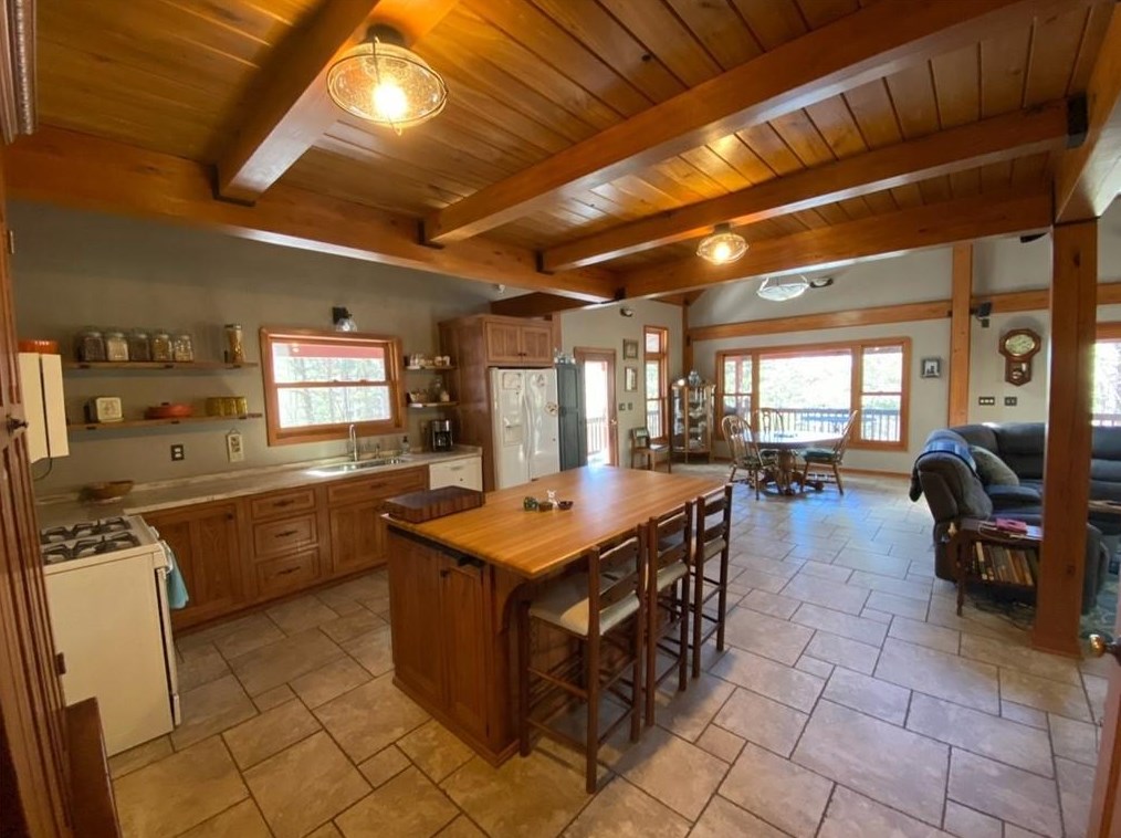69080 Fire Lake Rd, Iron River, WI 54847-4688