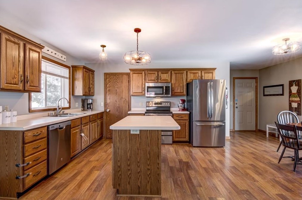 3506 Hester St, Eau Claire WI  54701-7701 exterior