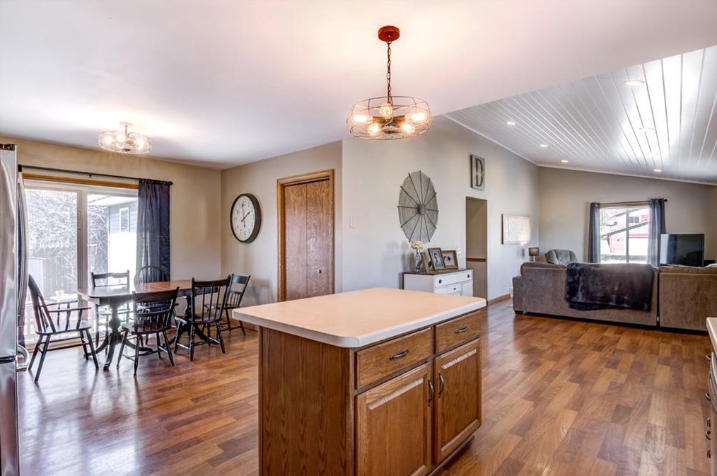 3506 Hester St, Eau Claire WI  54701-7701 exterior