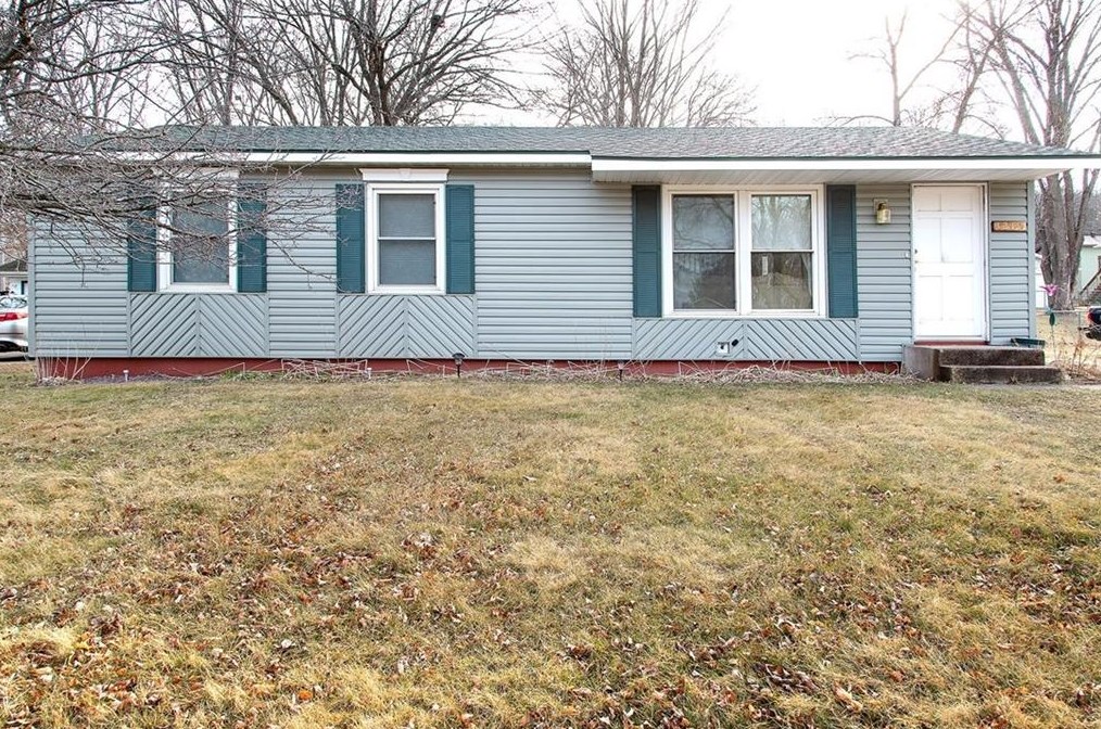 3219 Oakland St, Eau Claire, WI 54703-1192