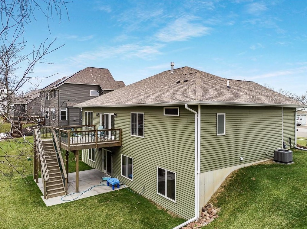 4655 Oakwood Hills Pkwy, Eau Claire, WI 54701-7784