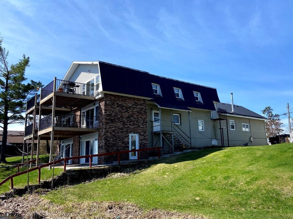 1040 2nd St, Chetek, WI 54728