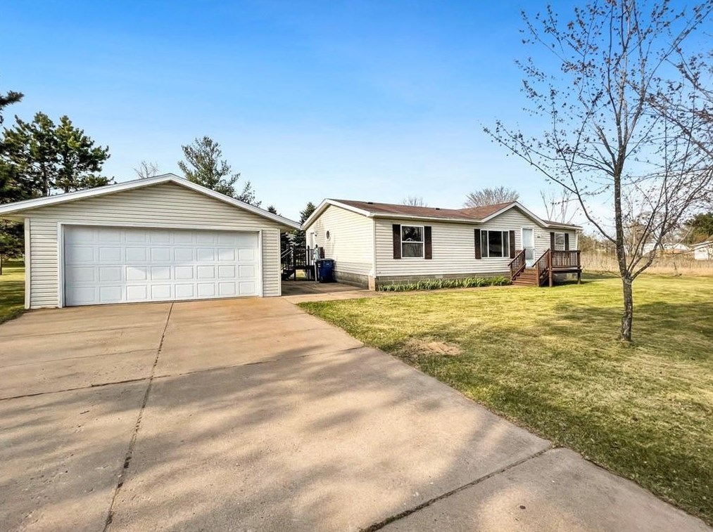 1208 Sexton St, Chetek, WI 54728