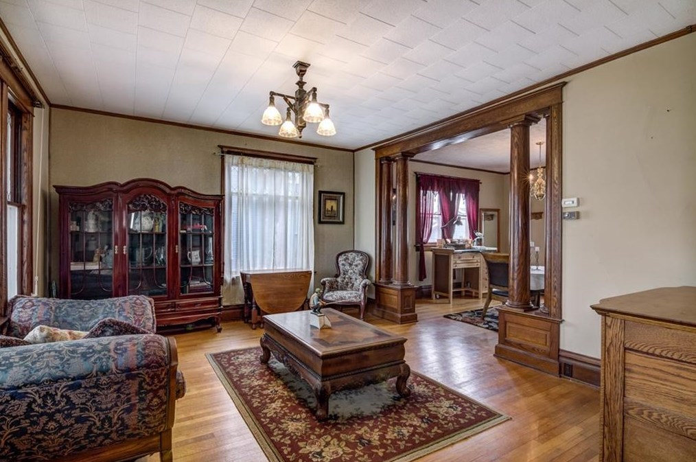 18731 Dewey St, Whitehall, WI 54773