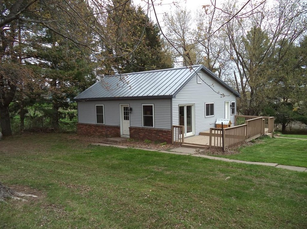 667 17 1/2 St, Hillsdale, WI 54733