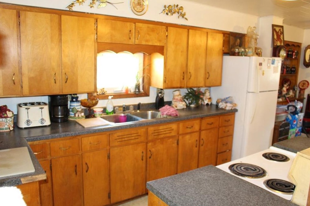 101 Summit St, Spooner, WI 54801