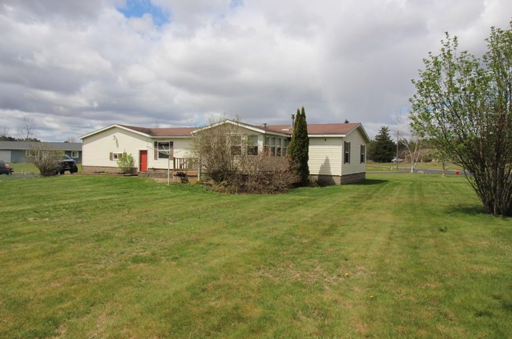 1300 Whitetail St, Spooner, WI 54801