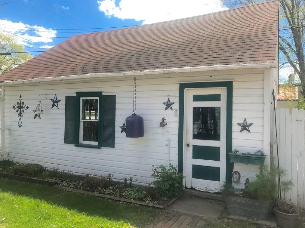 603 E 9th St, Rusk, WI 54751