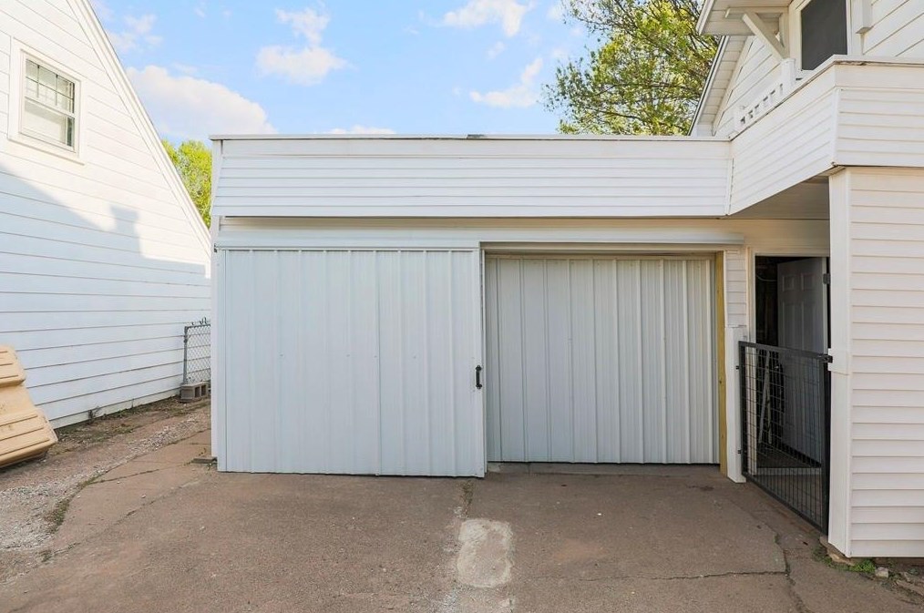 1521 Fenwick Ave, Eau Claire, WI 54701