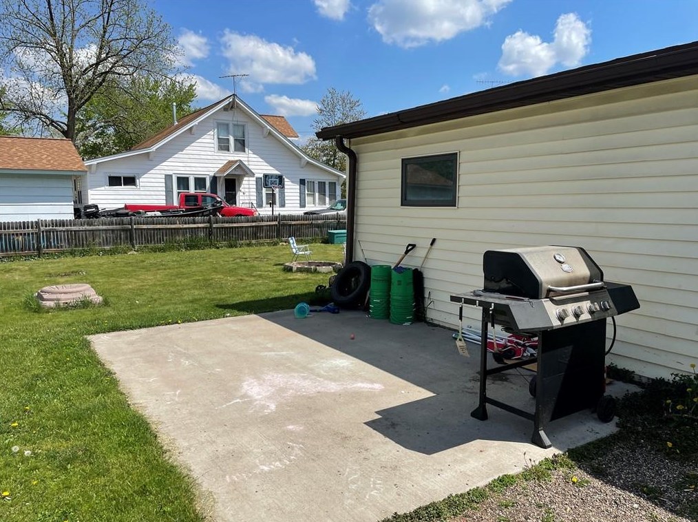 507 W Mound St, Chetek, WI 54728