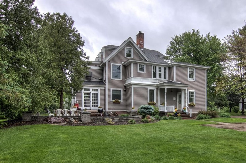 331 Gilbert Ave, Eau Claire, WI 54701