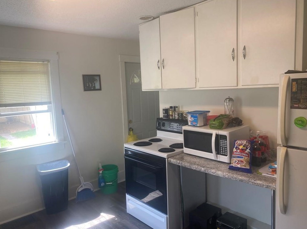 2628 7th St, Eau Claire, WI 54703-2866