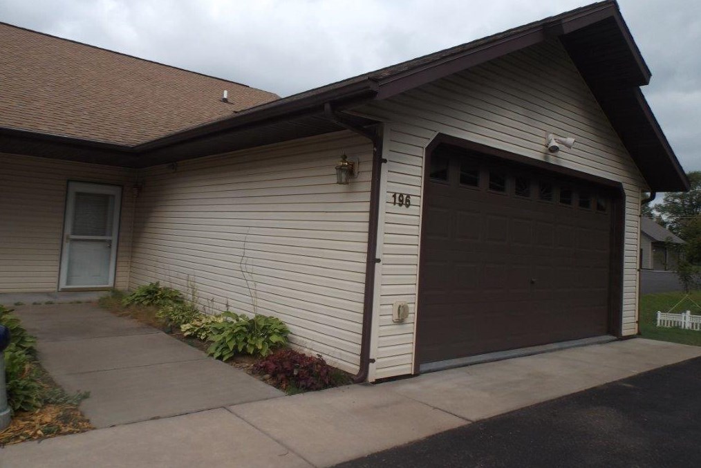 196 Jon Ct, Spooner, WI 54801