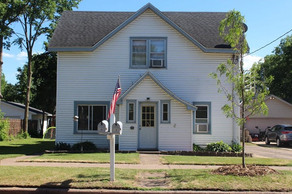1161 E Madison St, Eau Claire, WI 54703