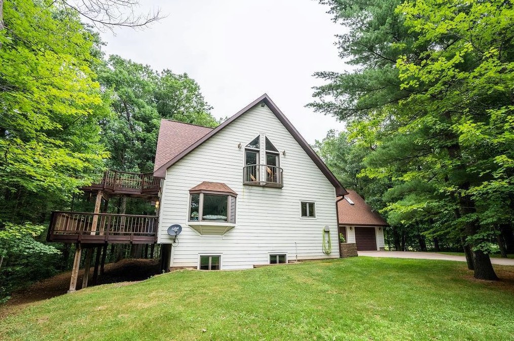 24669 Poquette Lake Rd, Shell Lake, WI 54871