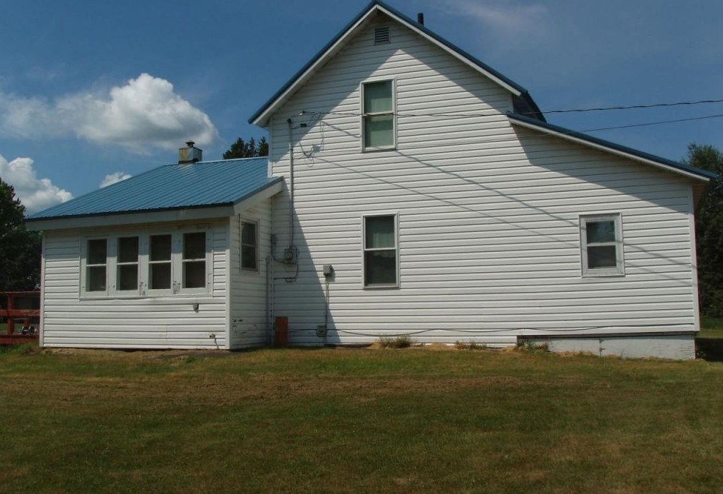 434 Lincoln St, Glidden, WI 54527