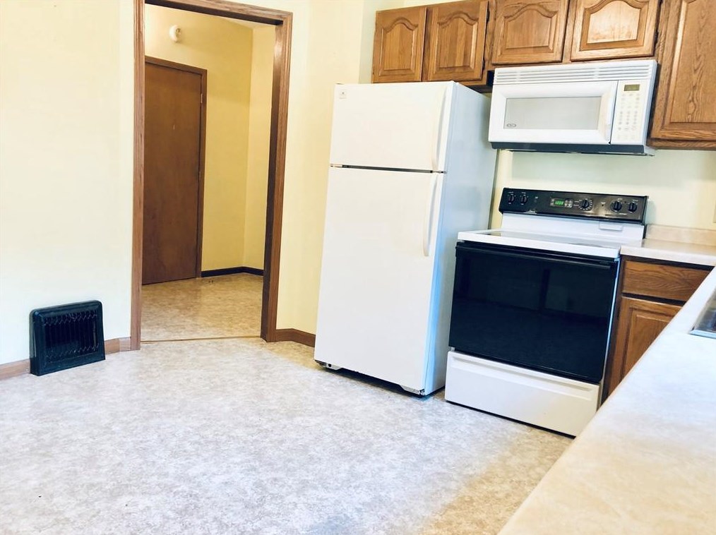 128 Michigan St, Eau Claire WI  54703-5960 exterior