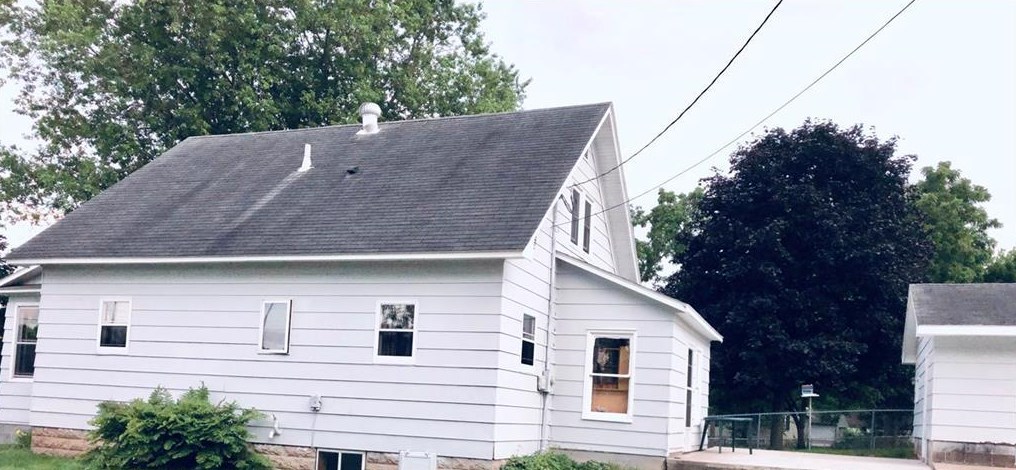 128 Michigan St, Eau Claire WI  54703-5960 exterior