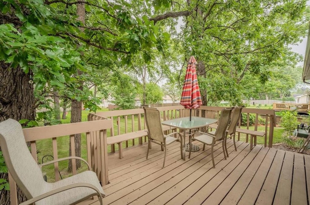 3611 Pickerign Pl, Eau Claire, WI 54701