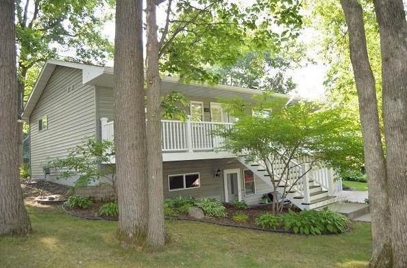 308 Woodlawn Ave N, Clam Falls, WI 54837